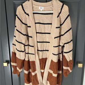 BKE Women's Cozy Striped Cardigan - Cream and Brown